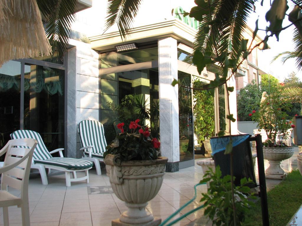 Hotel Smeraldo 리도디캄파이오레 외부 사진