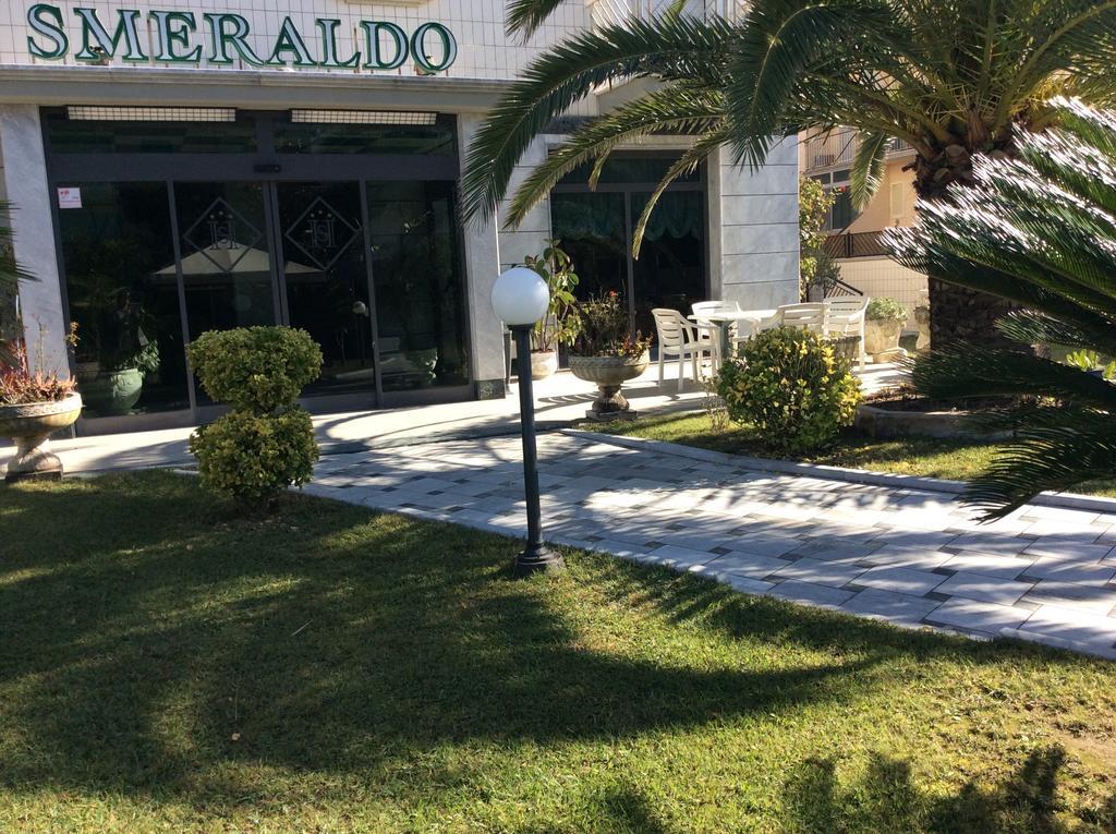 Hotel Smeraldo 리도디캄파이오레 외부 사진